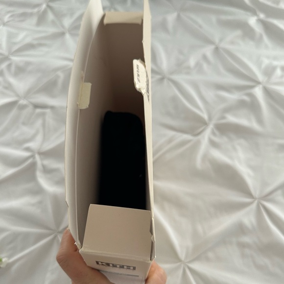 KITH Treats Like new chocolate candy bar shirt with “cereal” box size Medium - Picture 10 of 10